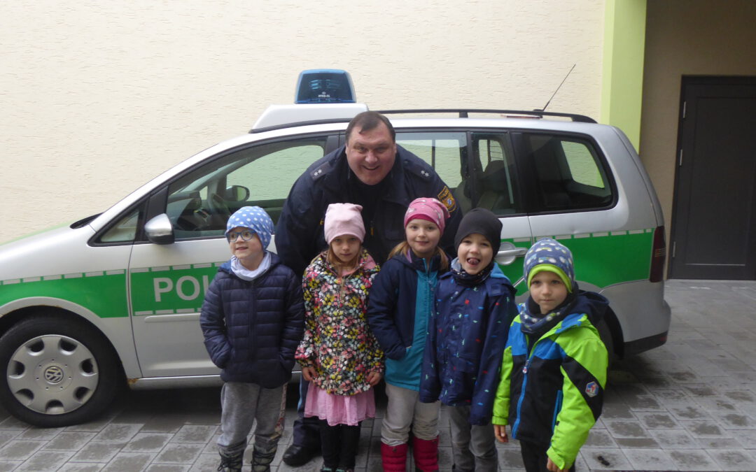 Besuch der Polizei im Gleißenberger Kinderhaus