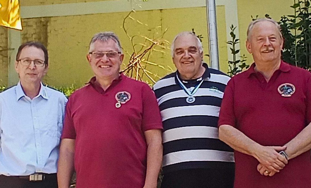 Gold, zweimal Silber und Bronze