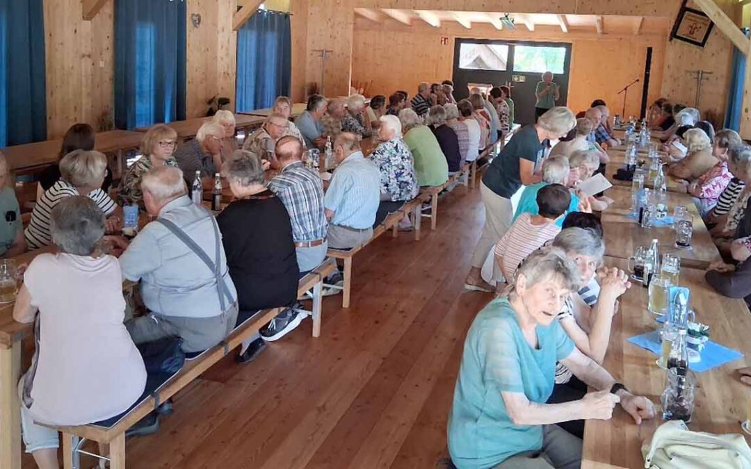 Seniorentreffen in der Heimat- und Kulturscheune