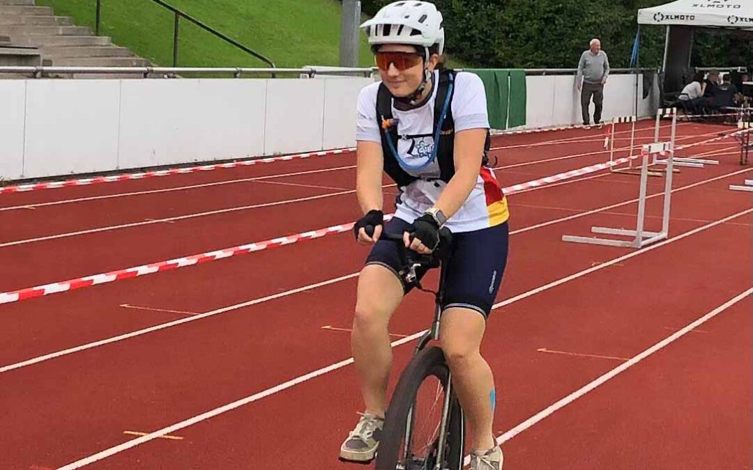 Lena Freimuth schafft Weltrekord mit Einrad