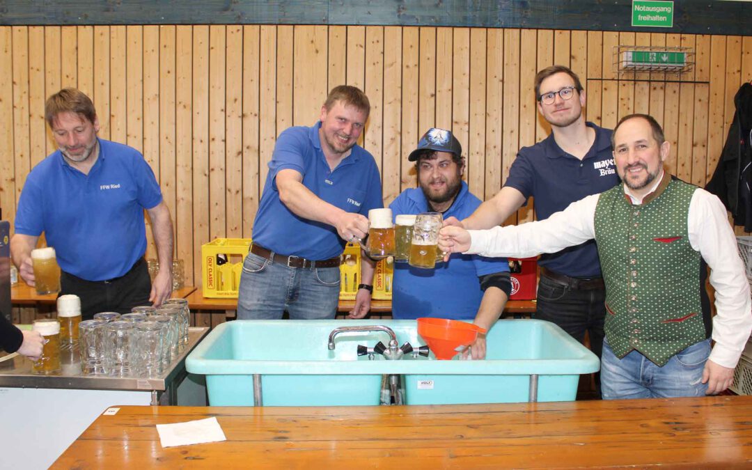 Süffiger Bock und volles Haus