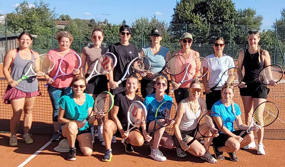 Frauen am Ball