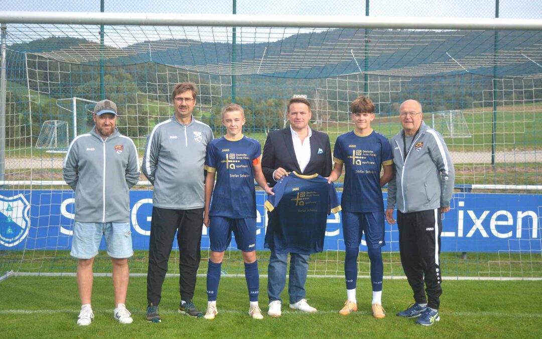 Fußballnachwuchs unterstützt